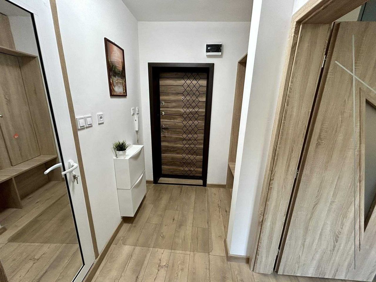 Дава се под наем Двустаен апартамент в София, Иван Вазов - 65 кв.м за 484.5 € - Снимка #5