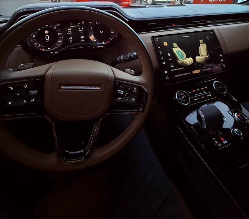 Range Rover P360 Autobiography 2024 год