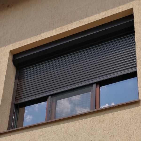 Rulouri de exterior - Batante , clasice , electrice si smart