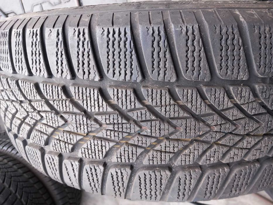 235 55 19 Anvelope iarna Dunlop Sp Winter Sport 4D 255 50 19