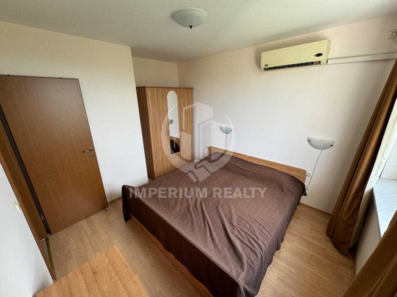 Продава се Тристаен апартамент в к.к. Слънчев бряг - 74 кв.м за 973 €/кв.м - Снимка #4