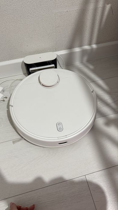 Продам Робот-пылесос Xiaomi MI ROBOT VACUUM S10 BHR6390RU/B106GL белый