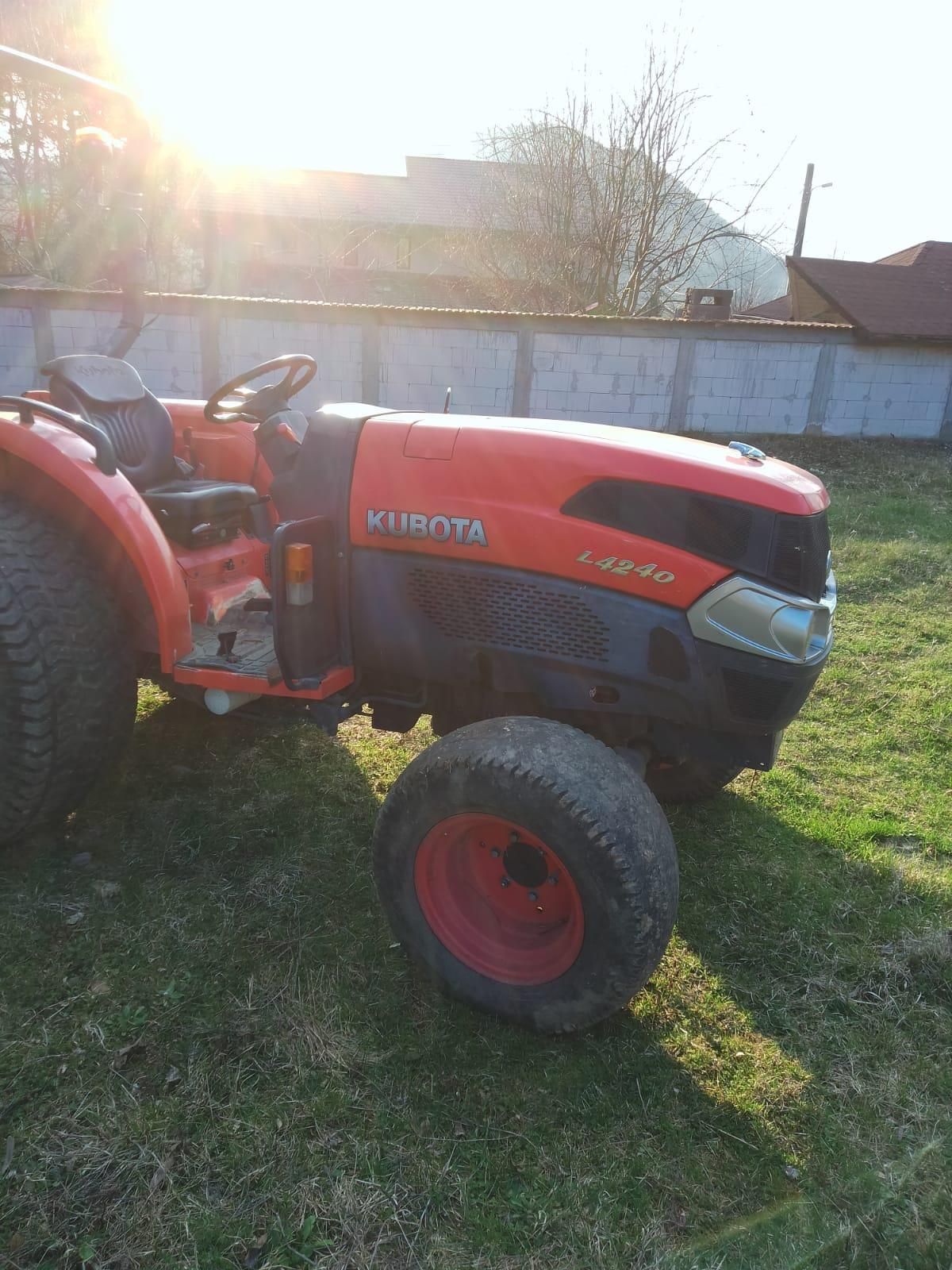 Tractor Kubota  L4240