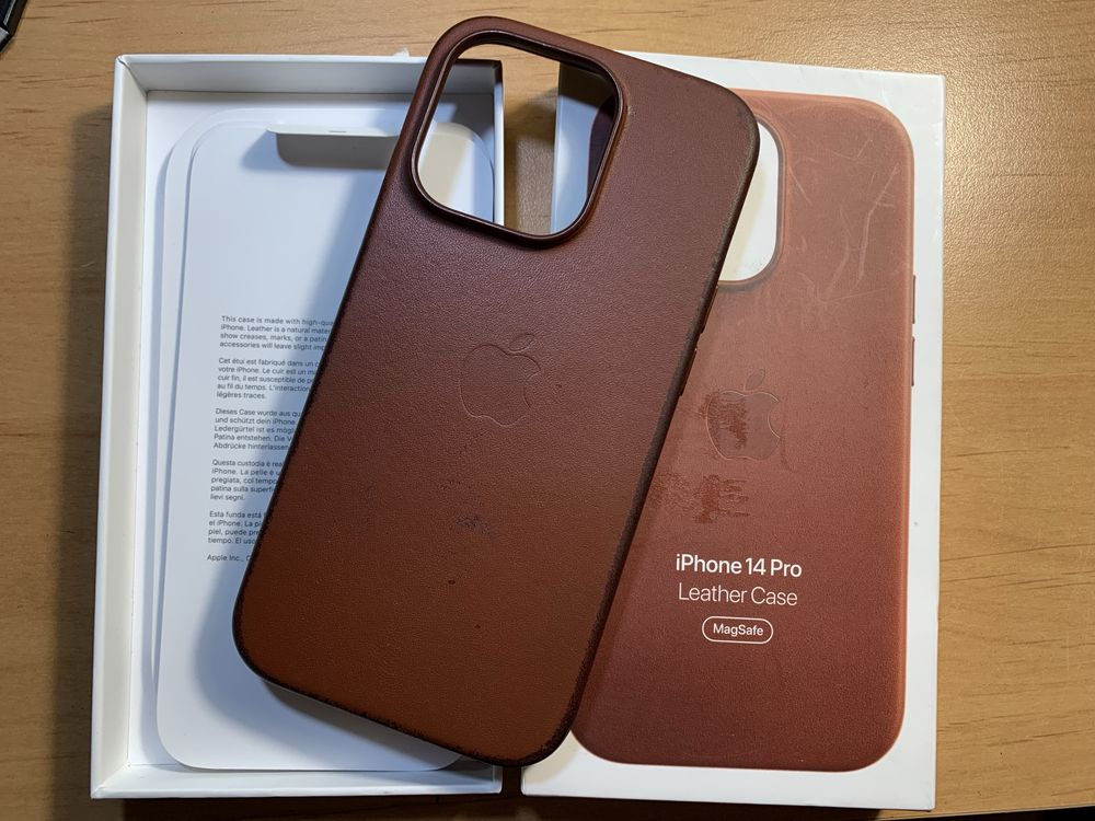 iPhone 14 Pro Leather Case