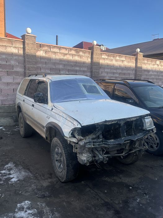 Montero sport разбор