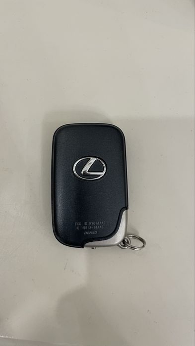 Смарт ключ на лексус lx570