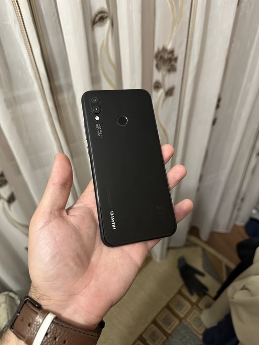Huawei P20 Lite 64GB 4GB RAM Negru