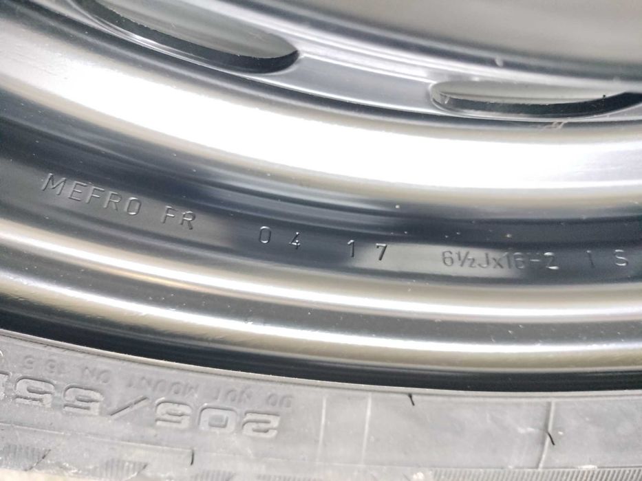 Janta originala dacia-renault 5x114.3 cu cauciuc 205 55 16