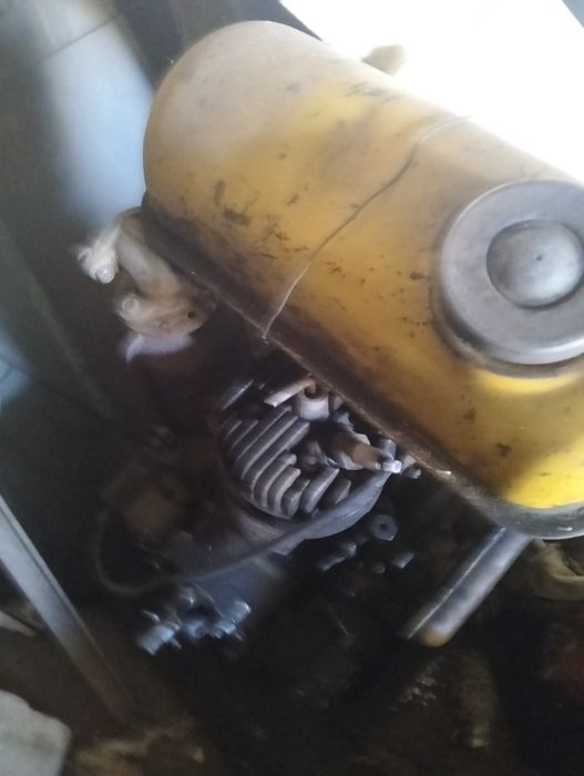 Продам бензамотр