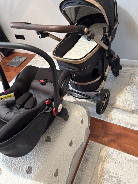 Продам коляску два в одном