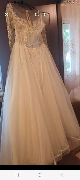 Vand rochie de mireasa cu vual crinolina