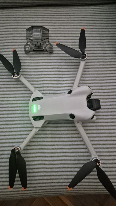 DJI mini 4 Pro RC2