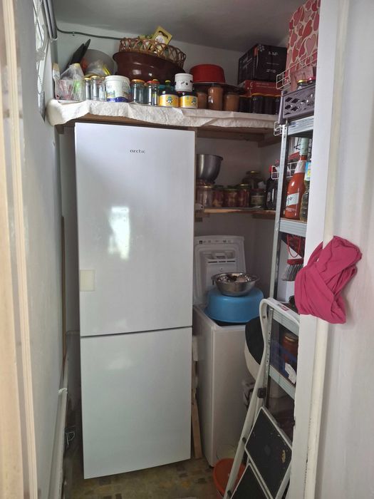 Vând apartament cu 2 camere