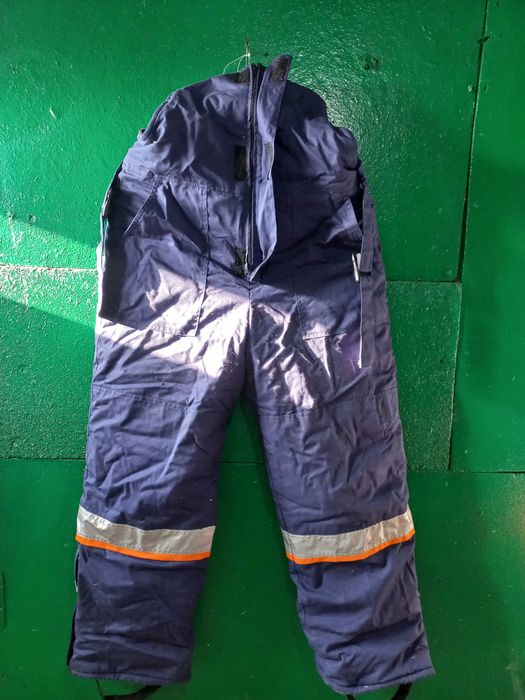 Зимний полукомбинезон мужской