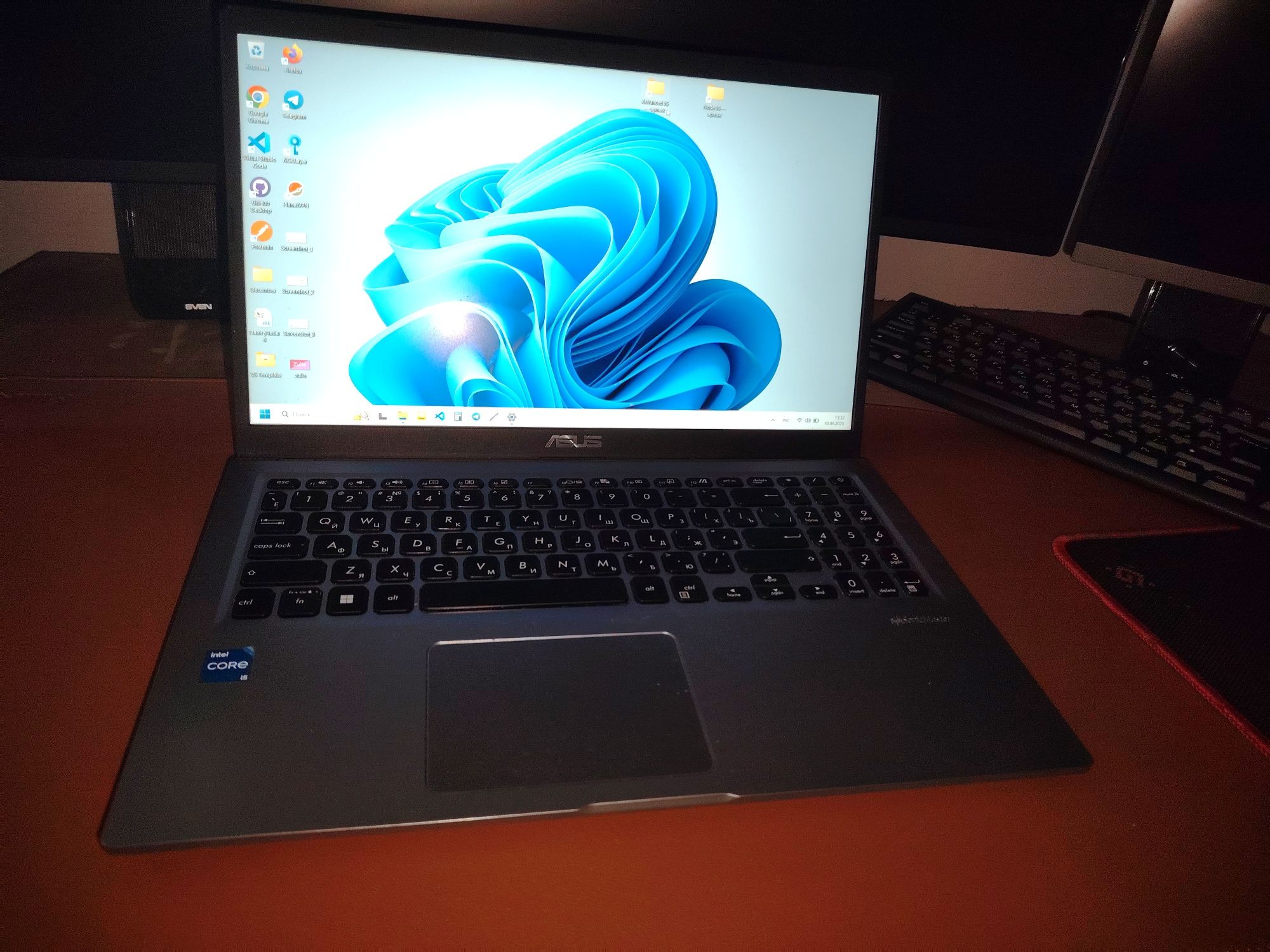 Asus Core i5 - 11gen