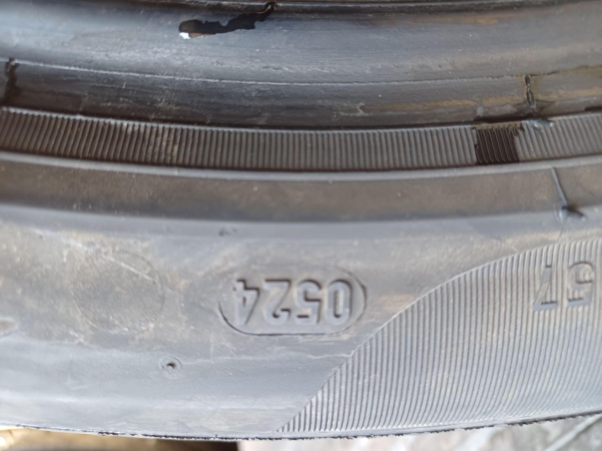 Гуми 295/35/21 Пирели