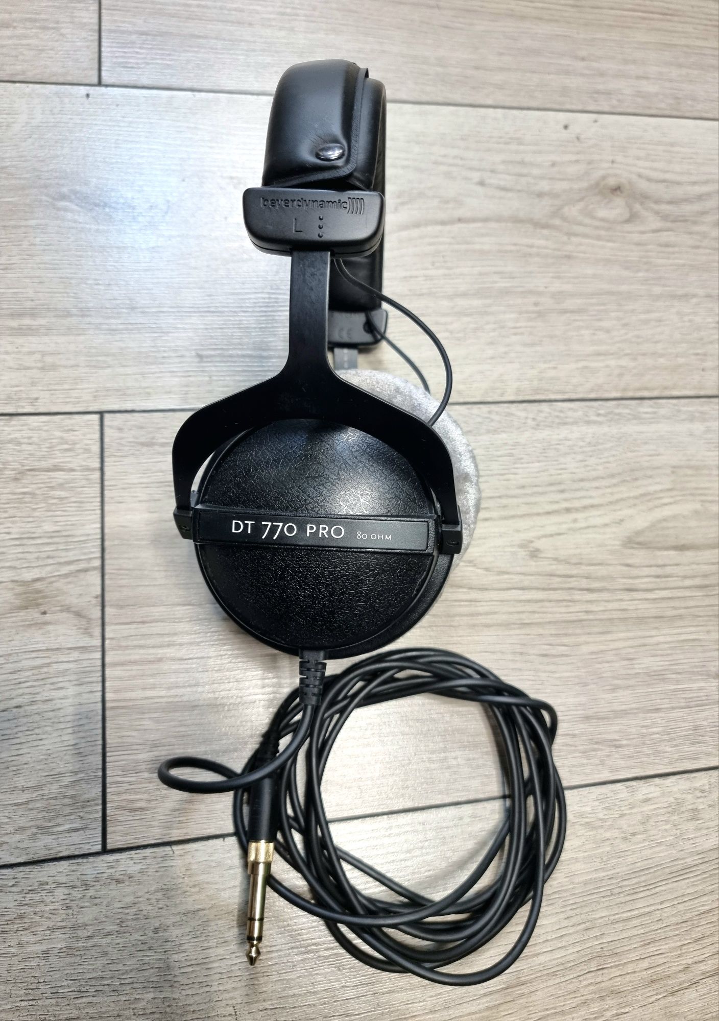 Amanet F28: Casti BeyerDynamic DT 770 PRO 80ohm