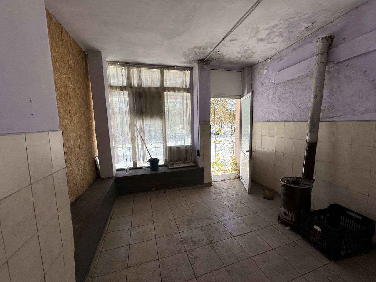Продава се Промишлена сграда в с. Генерал Колево, Област Варна - 300 кв.м за 67 €/кв.м - Снимка #8
