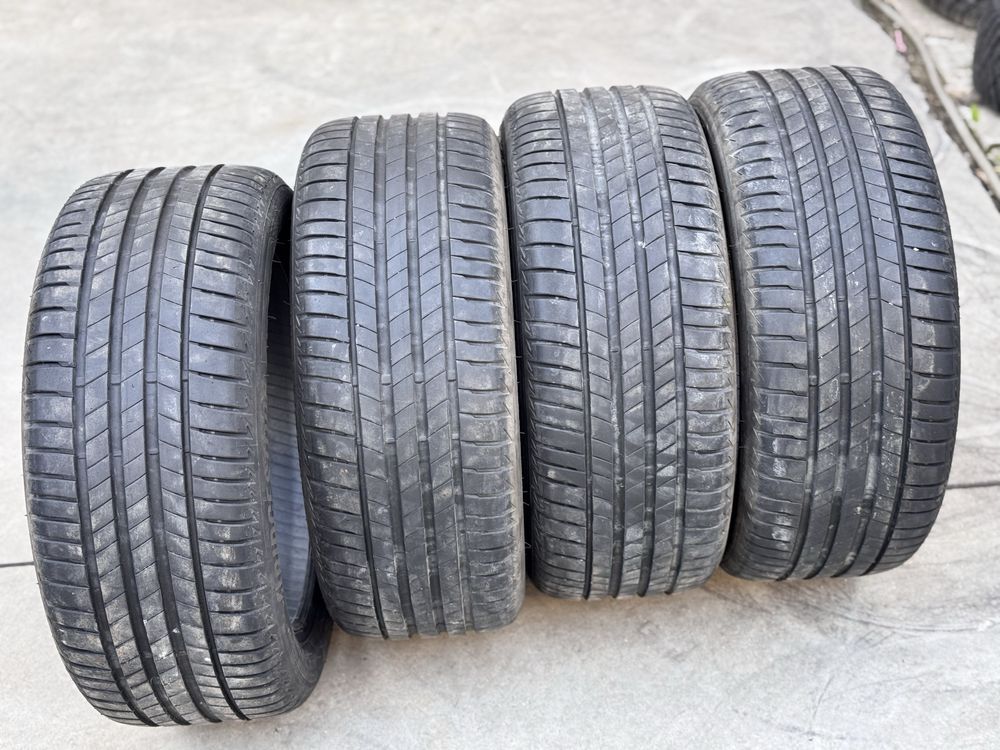 225/45/R17 Bridgestone Turanza 4бр летни dot2218 6-7mm