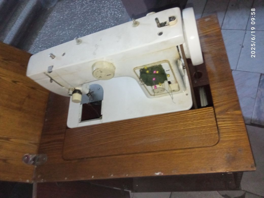 Продам Швейную машину ножную