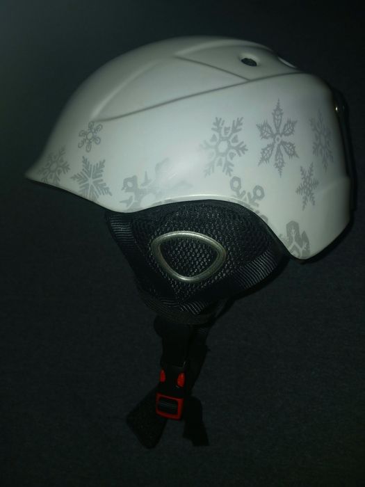 НОВА! Ски каска S 54-58