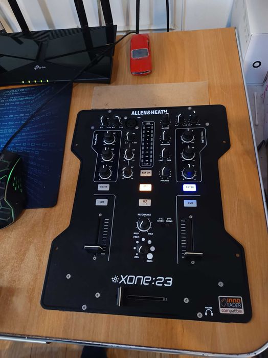 Mixer Allen & Heath Xone 23