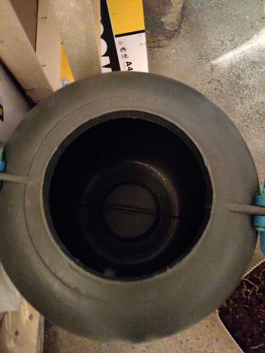 Пластмасов бидон с канелка