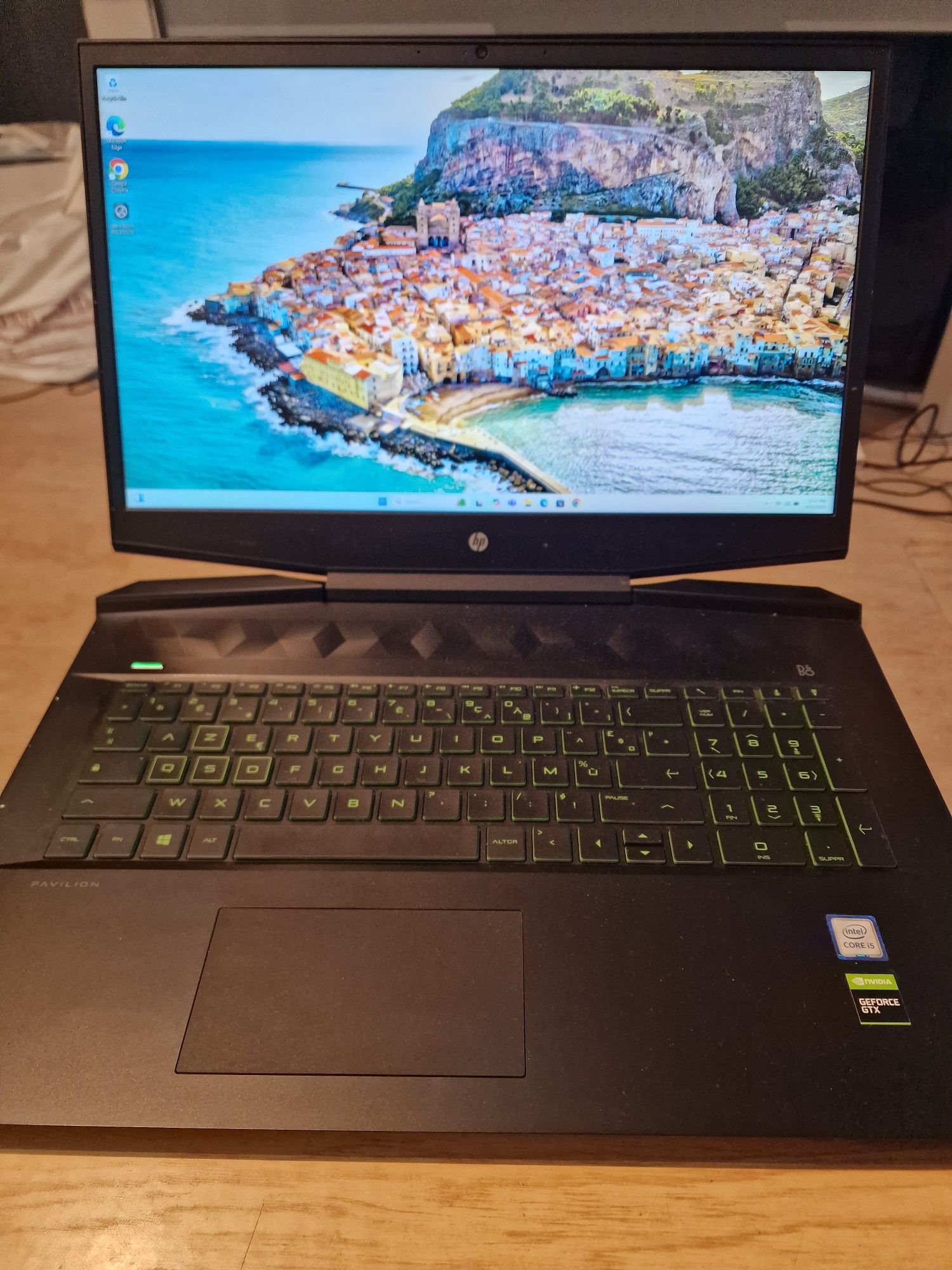 Laptop HP Pavilion 17-CD0124NF
Procesor Intel I5 Gen 9
8GB RAM
500GB S