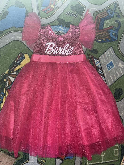 Платье на 6,7 лет