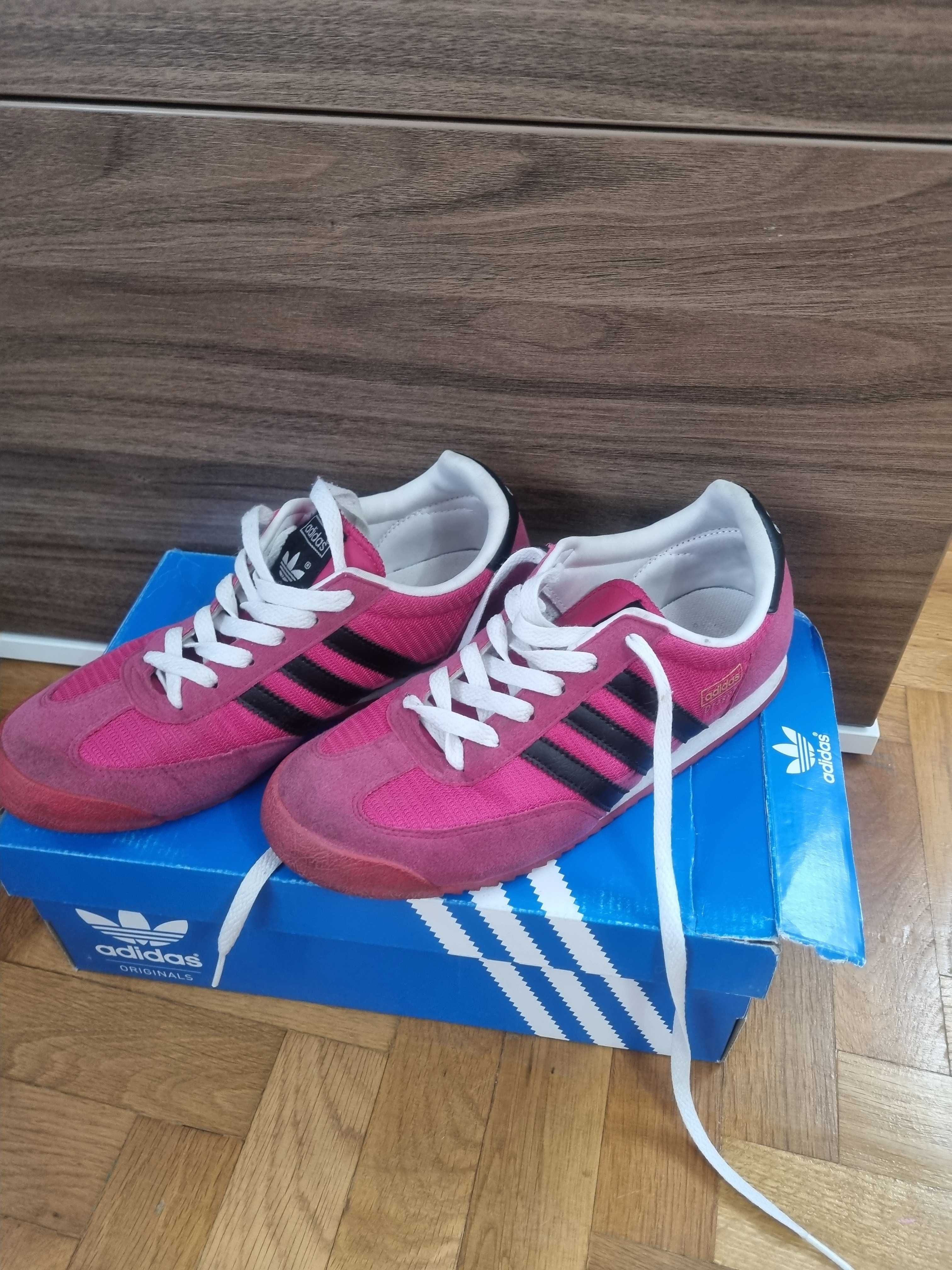 Дамски маратонки adidas