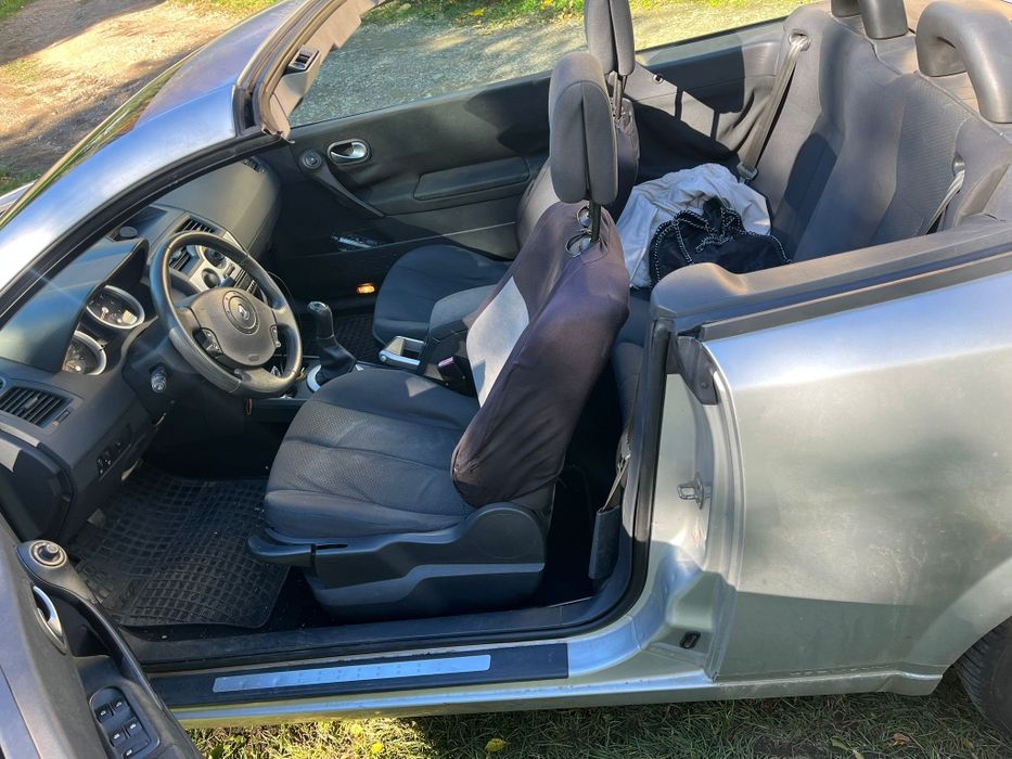 Vând Renault Megane 2 cabrio