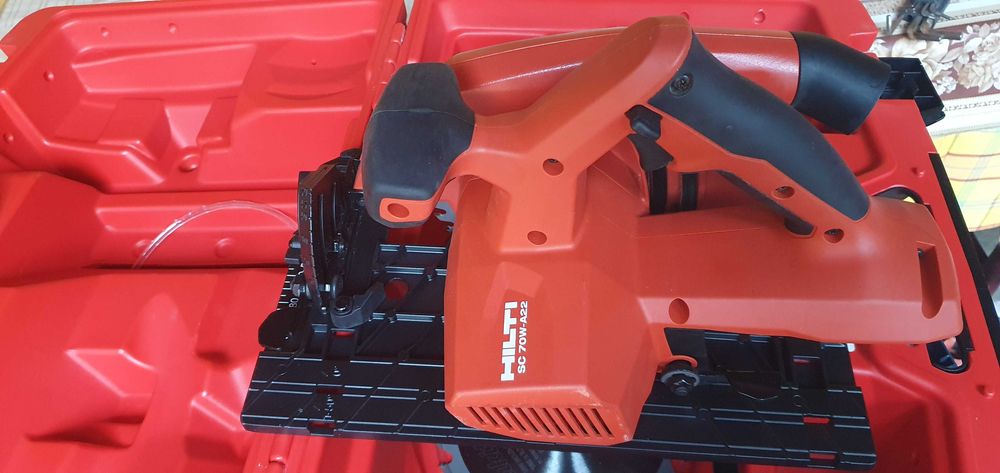 Hilti SC 70W-A22 , Circular de mana Hilti , circular cu acumulator