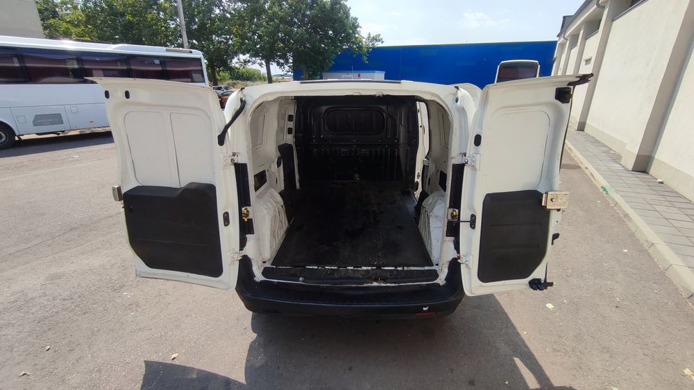 Dubă -Fiat Doblo MAXI - Varianta mai lungă