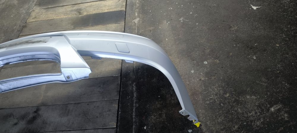 Предна и задна броня бмв е90 седан