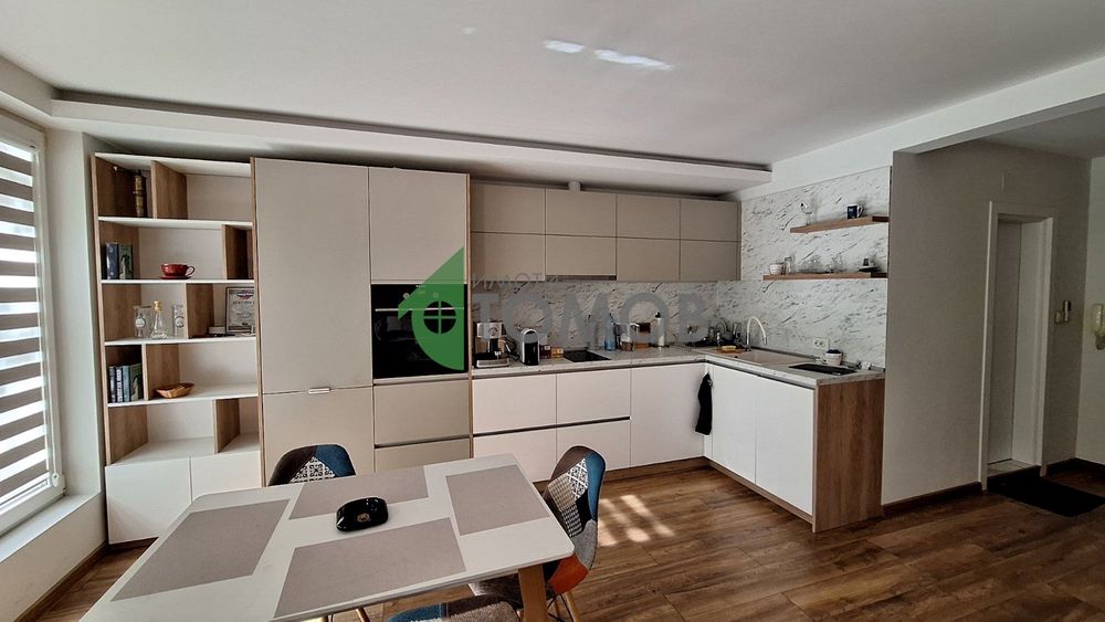 Луксозен тристаен апартамент в центъра на Стара Загора