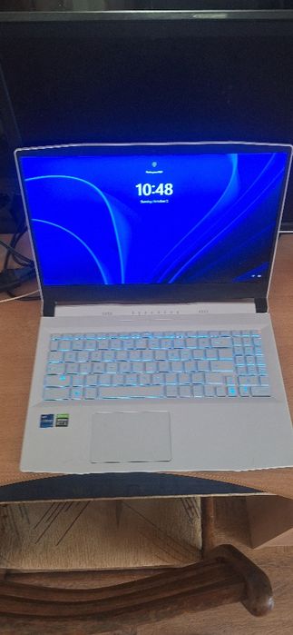 Лаптоп msi sword 15 a11ue