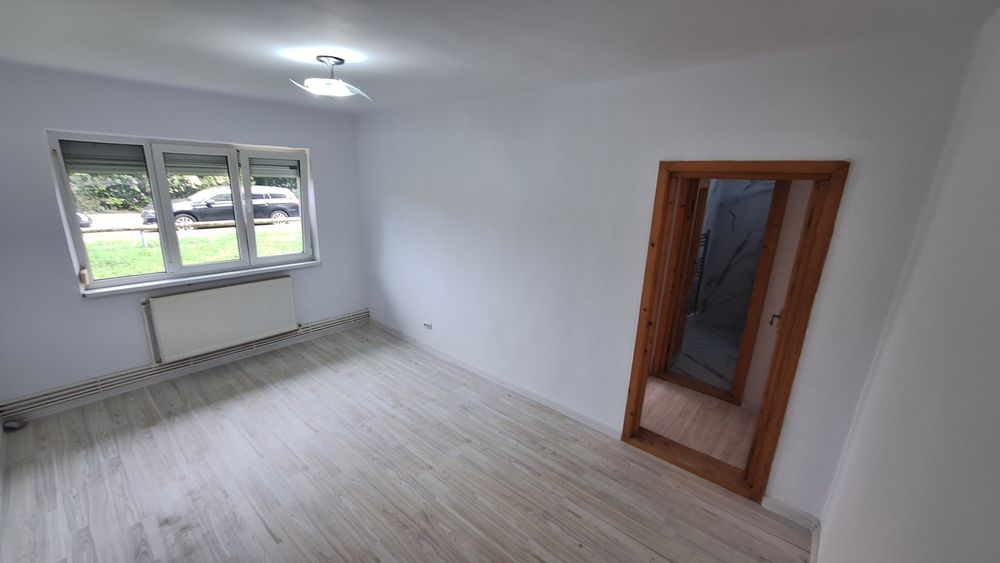 Apartament 2 cam parter