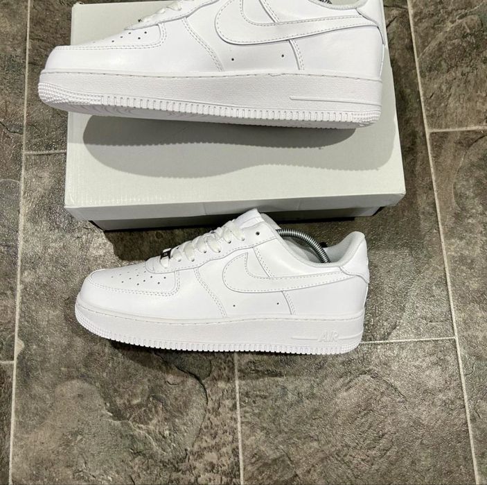 Nike Air Force 1 White