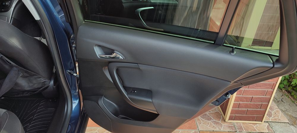 De vanzare Opel Insignia CDTI EcoFlex, euro 5, an 2014, 2.0 diesel, 14