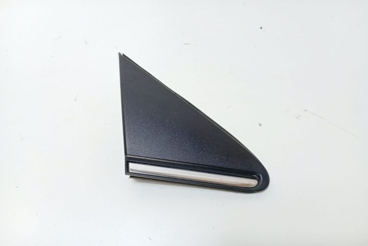 Ornament oglinda dreapta X4009928 Toyota Avensis a 2-a generatie T25