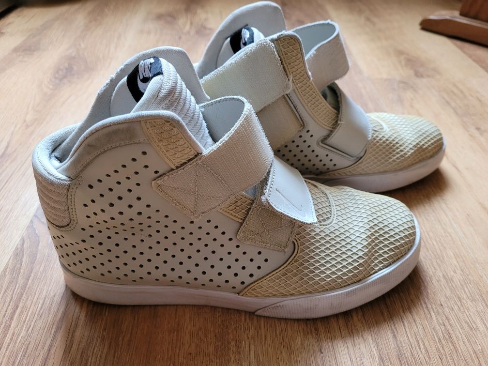 Vand Nike Flystepper