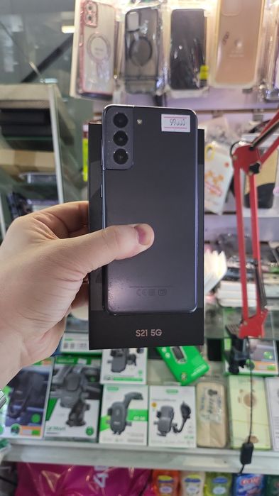 Продам Samsung Galaxy S21 5G