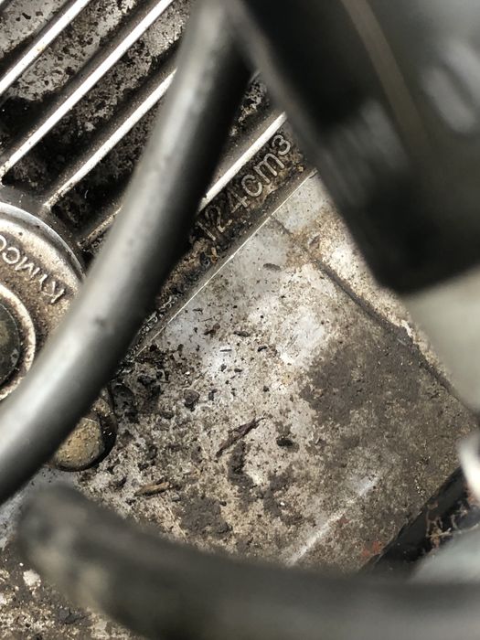 Vand kimco 125cc pentru piese 500 negociabil