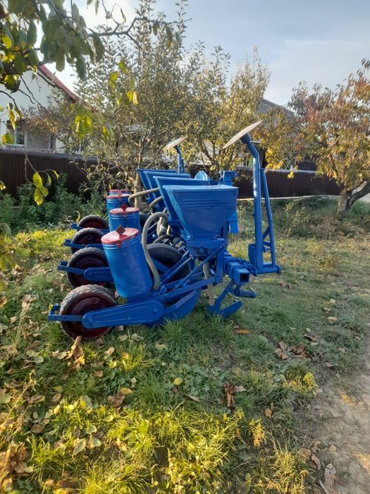 Semănătoare spc 4 cu fertilizare