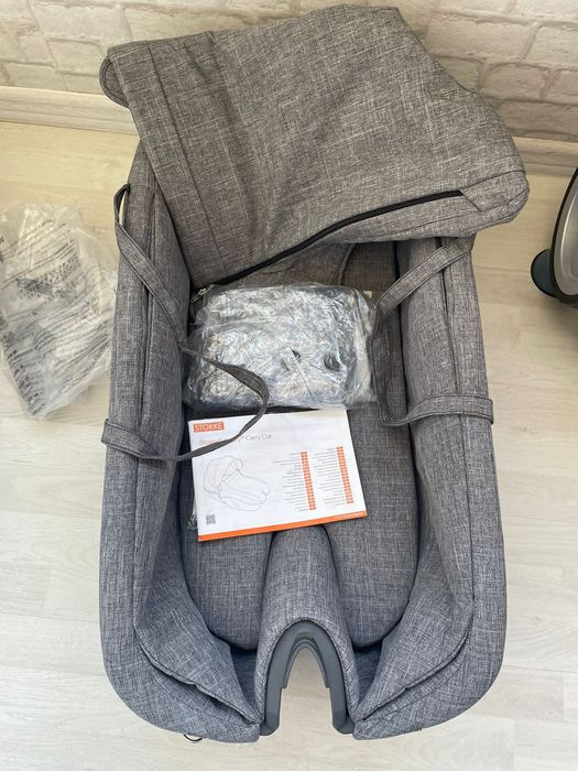 Cărucior Stokke Xplory 2 în 1 NOU