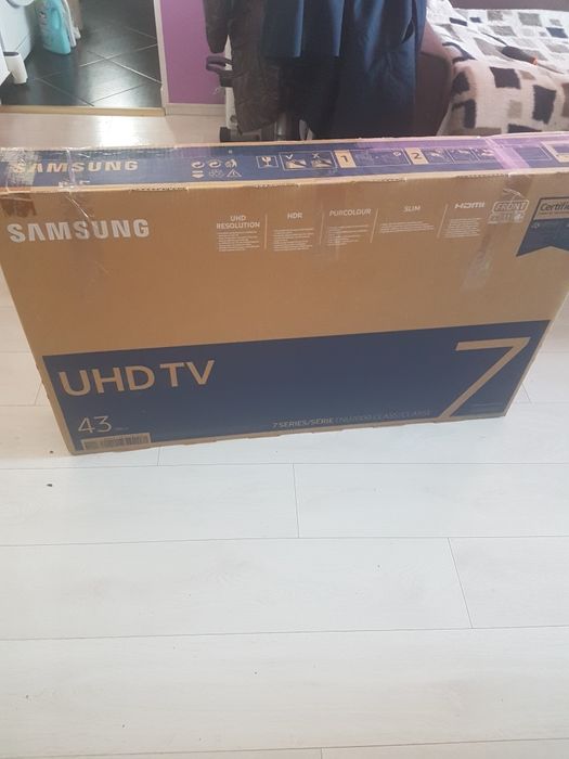 Tv led smart 4k Samsung 109 cm