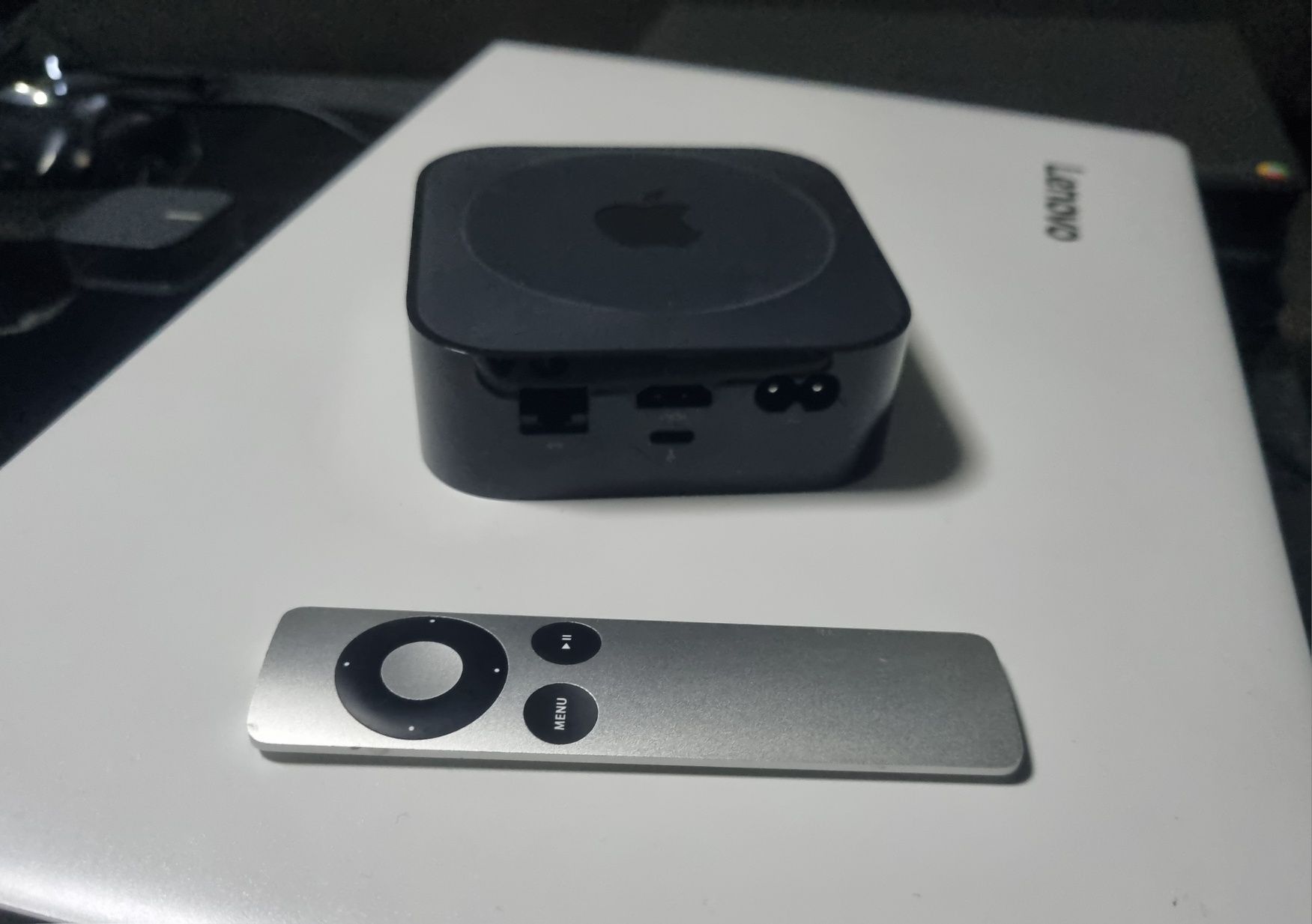 vand Apple TV Generatia 4 32 GB  Media Streamer.
Apple TV gene