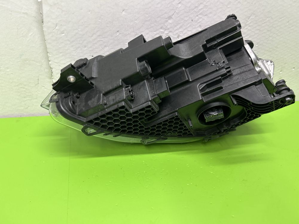 Far VW Caddy mk5 full led adaptiv 2023-2025