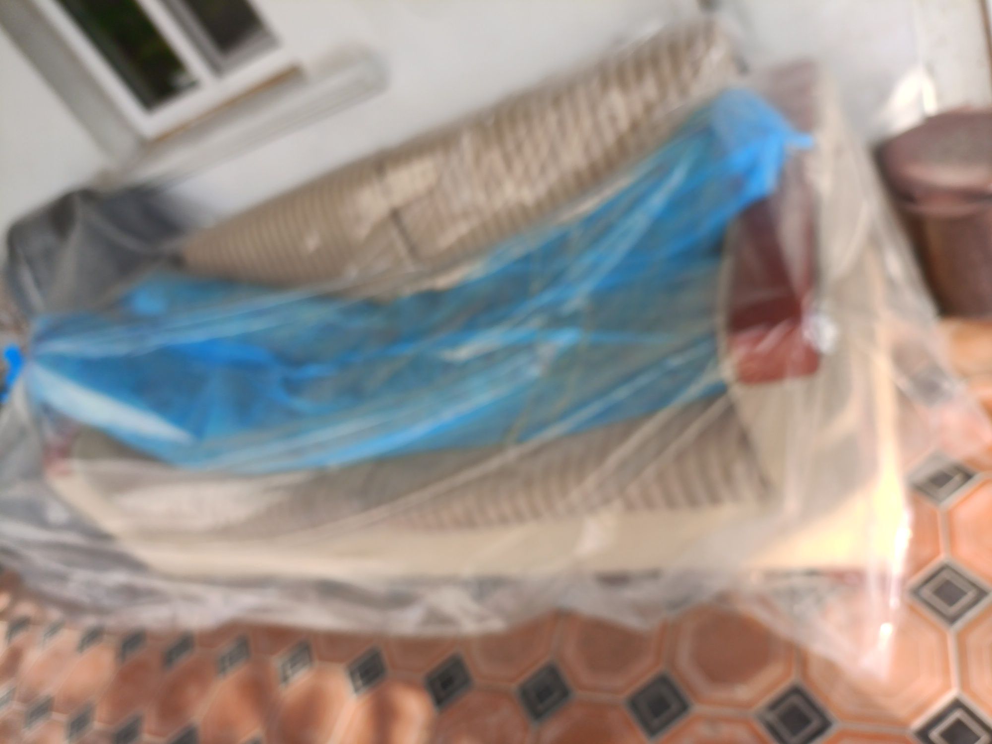 Продам диван мягкий