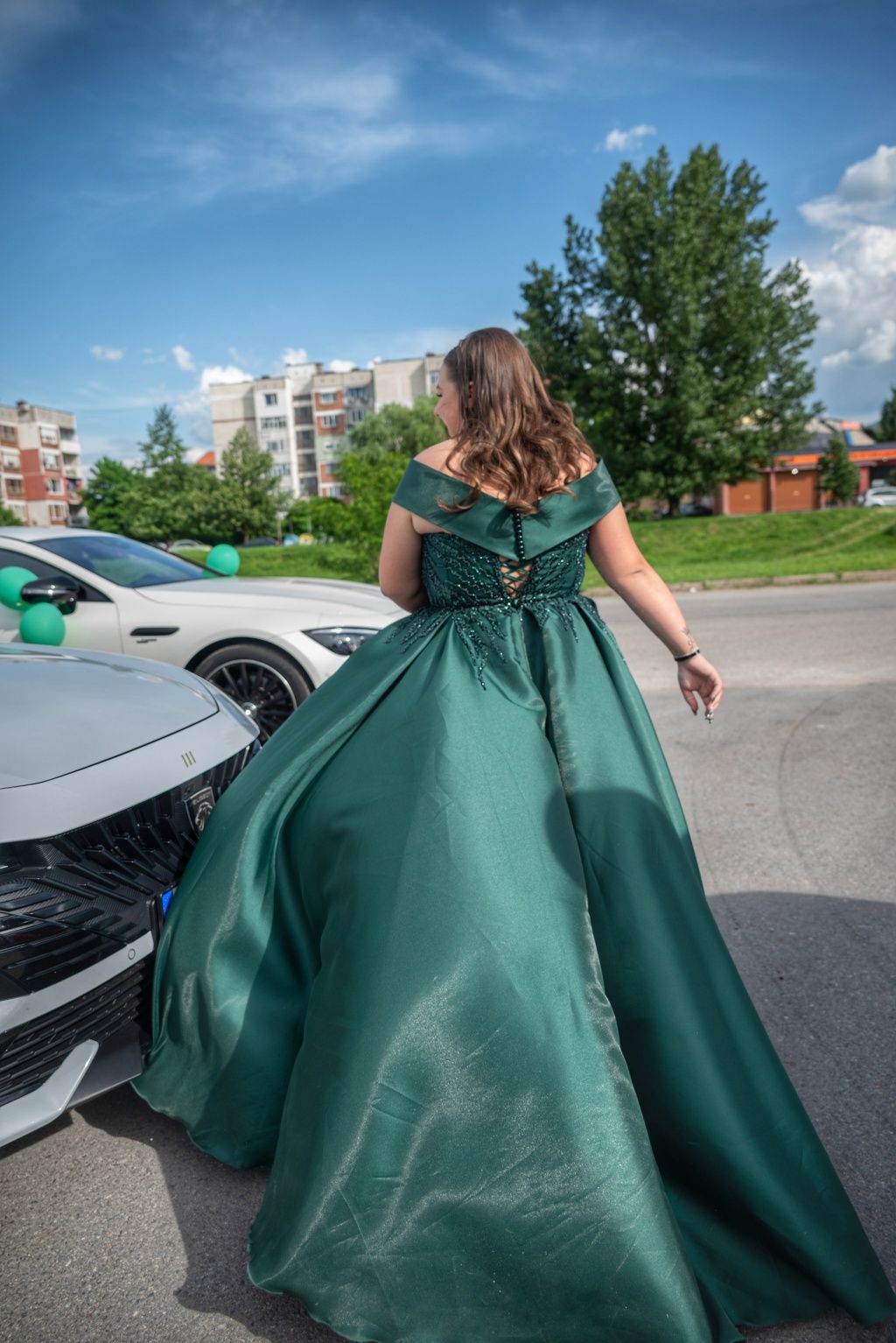 Абитуриентска рокля